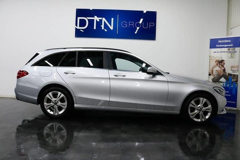 Begagnad Mercedes C220 170 HK (125 kW) 2015 Silver Kombi