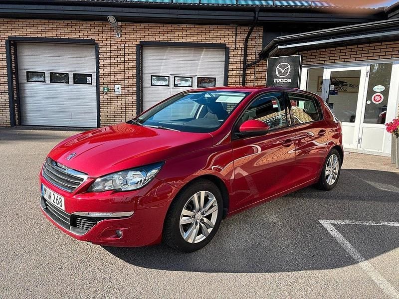 Begagnad Peugeot 308 Active 116 HK (85 kW) 2014 Röd Halvkombi