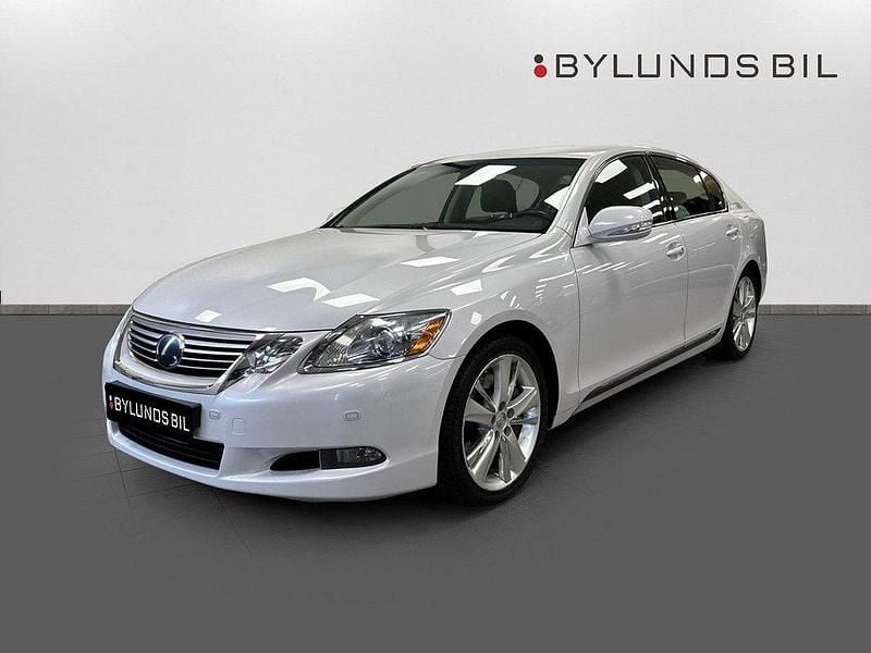 Grå Begagnad 2010 Lexus GS450H Sedan | 175 000 kr - Bild 1/4