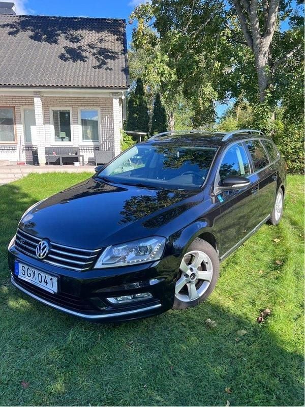 Svart Begagnad 2013 VW Passat GT Kombi | 74 999 kr (Bra pris) - Bild 1/4