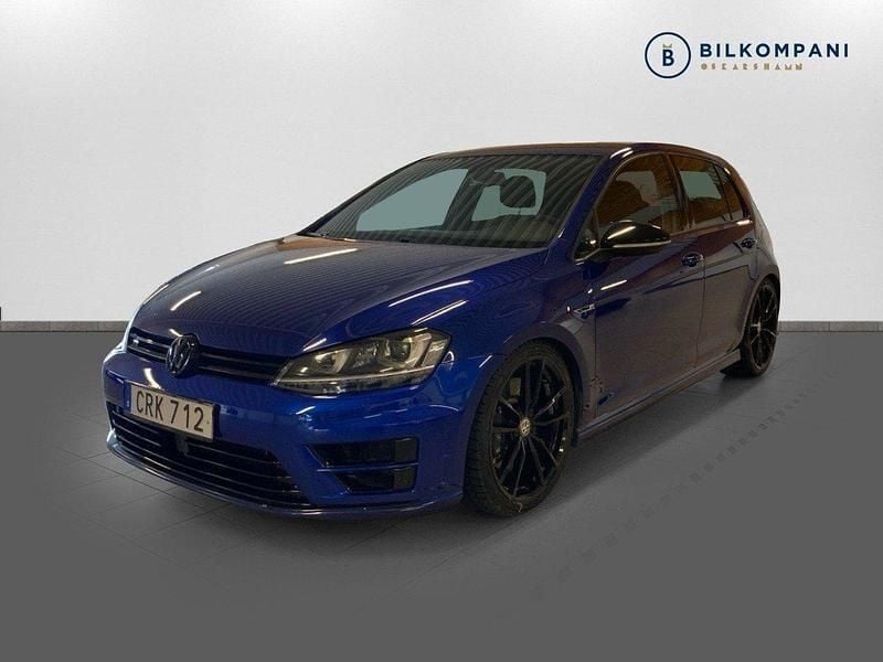 Blå Begagnad 2014 VW Golf VII R Halvkombi | 199 900 kr (Bra pris) - Bild 1/4