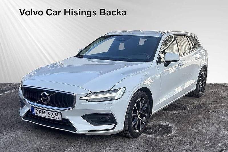 Begagnad Volvo V60 Momentum 151 HK (111 kW) 2019 Vit Kombi