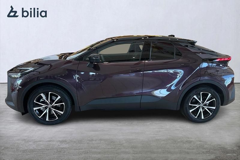 Begagnad Toyota C-HR Style 226 HK (166 kW) 2024 Lila SUV