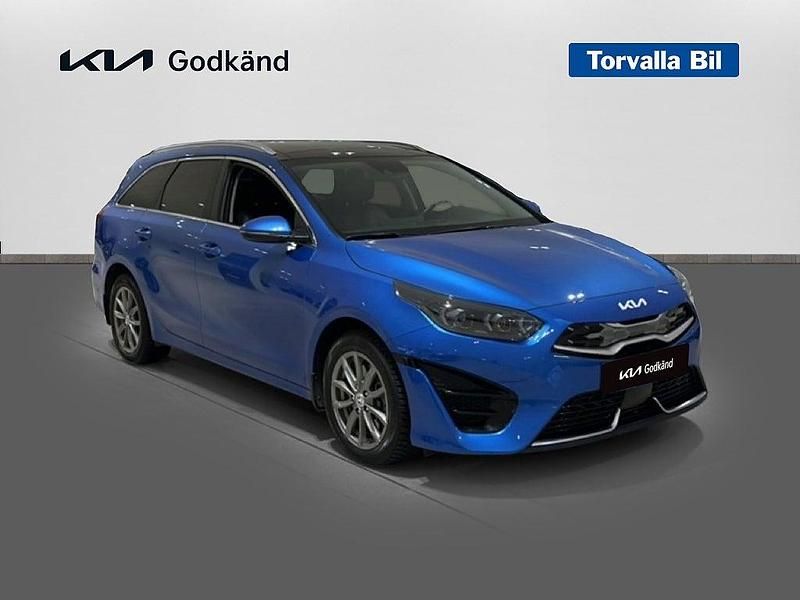 Begagnad Kia Ceed Sportswagon Advance 141 HK (103 kW) 2022 Blue flame Kombi