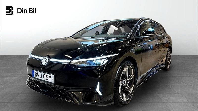 Svart Begagnad 2024 VW ID.7 GTX Sedan | 619 900 kr (Marknadspris) - Bild 1/4