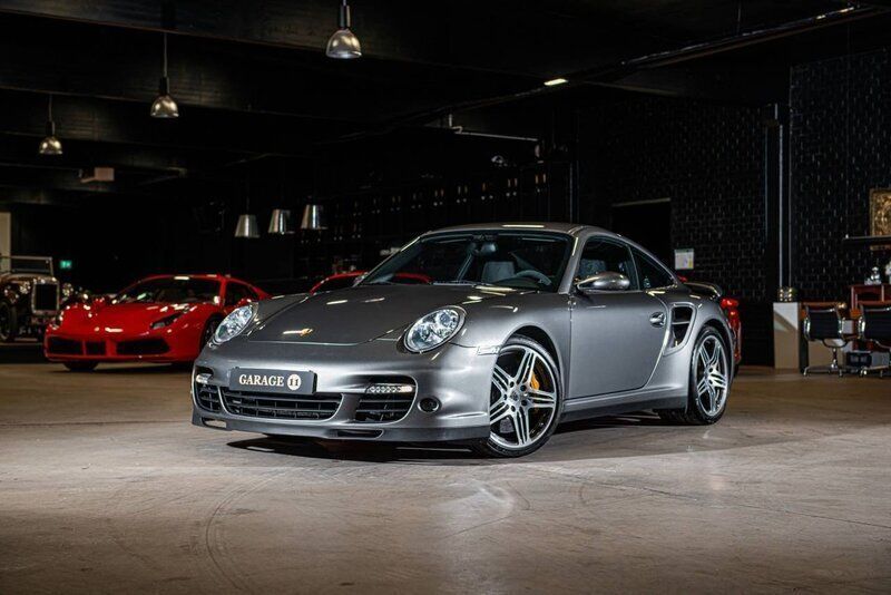 Begagnad 2009 Porsche 997 Sportkupé | 1 400 000 kr - Bild 1/4