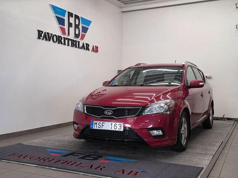 Röd Begagnad 2012 Kia Ceed Sportswagon Kombi | 43 000 kr (Dyr) - Bild 1/4