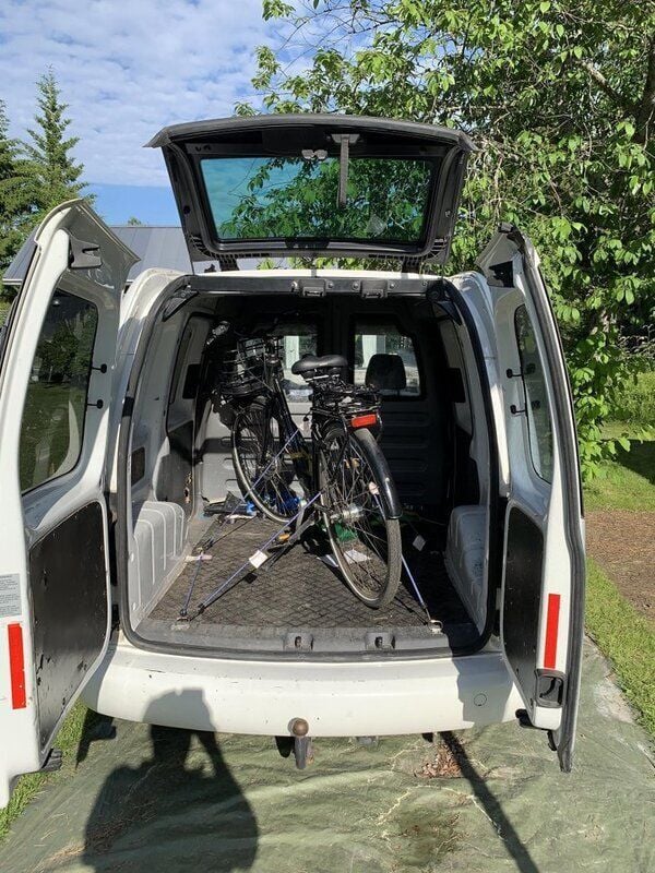 Vit Begagnad 2011 VW Caddy Minibuss | 53 000 kr (Bra pris) - Bild 1/4