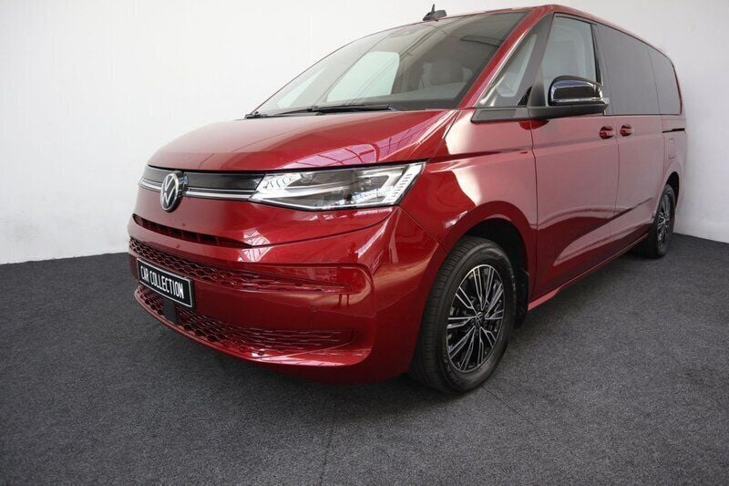 Begagnad VW Multivan Life 218 HK (160 kW) 2022 Röd Van