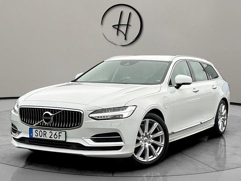 Vit Begagnad 2020 Volvo V90 Inscription Kombi | 299 900 kr (Marknadspris) - Bild 1/4