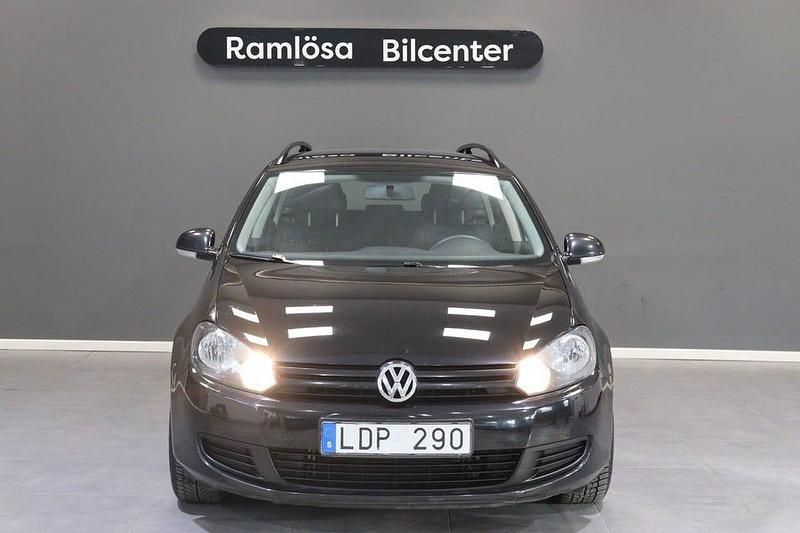 Begagnad VW Golf VI 122 HK (89 kW) 2010 Svart Halvkombi