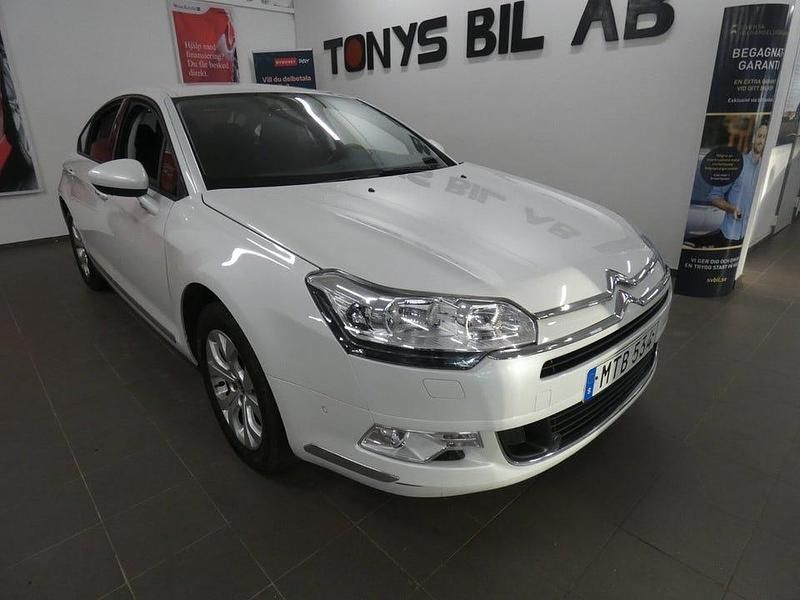 Vit Begagnad 2015 Citroën C5 Sedan | 64 900 kr (Marknadspris) - Bild 1/4