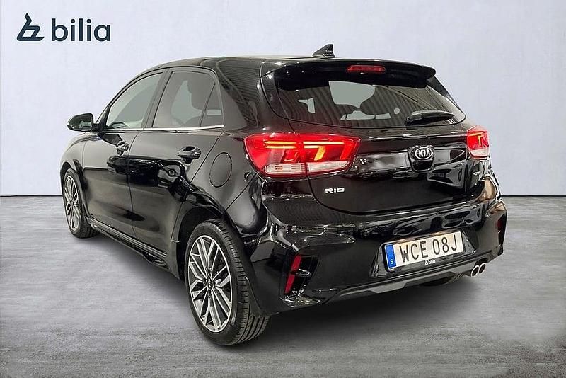 Begagnad Kia Rio GT-Line 121 HK (88 kW) 2020 Svart Halvkombi