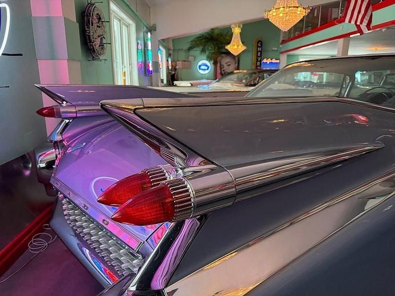 Begagnad Cadillac Eldorado 345 HK (253 kW) 1959 Blåmetallic