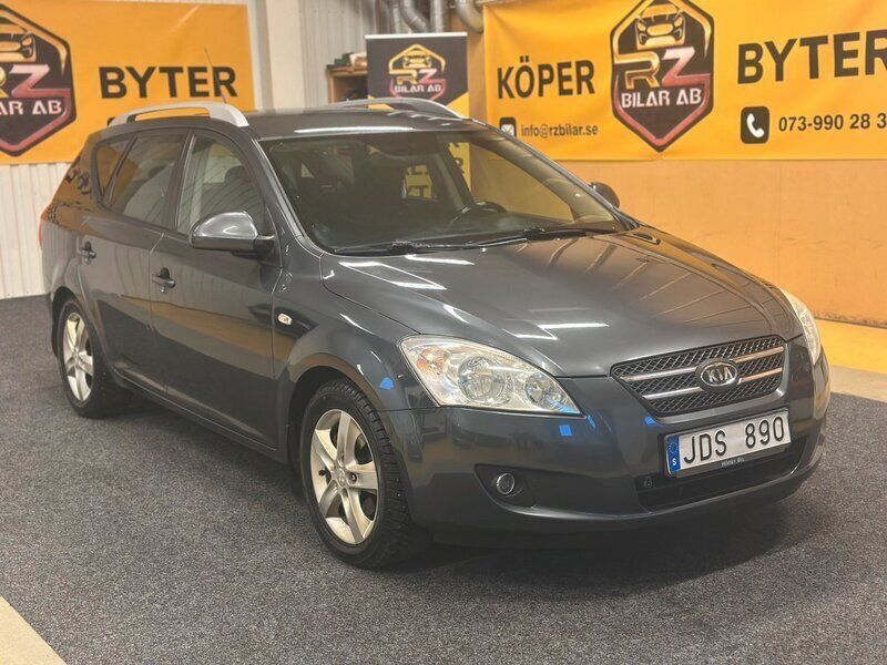 Begagnad Kia Ceed Sportswagon EX 116 HK (85 kW) 2008 Grå Kombi