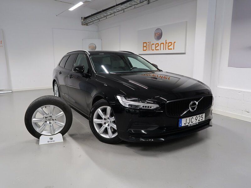 Svart Begagnad 2017 Volvo V90 Kombi | 259 900 kr (Marknadspris) - Bild 1/3