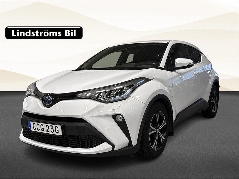 Vit Begagnad 2022 Toyota C-HR Edition SUV | 259 000 kr (Marknadspris) - Bild 1/3