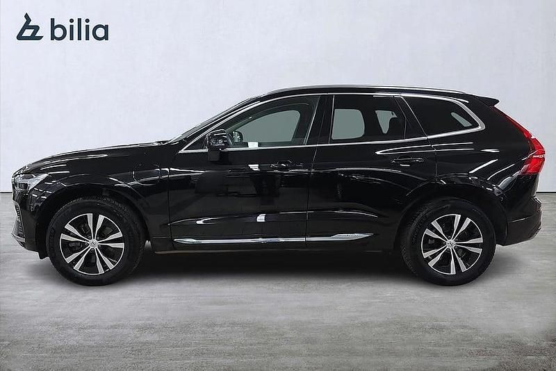 Begagnad Volvo XC60 Core 253 HK (186 kW) 2022 Svart SUV