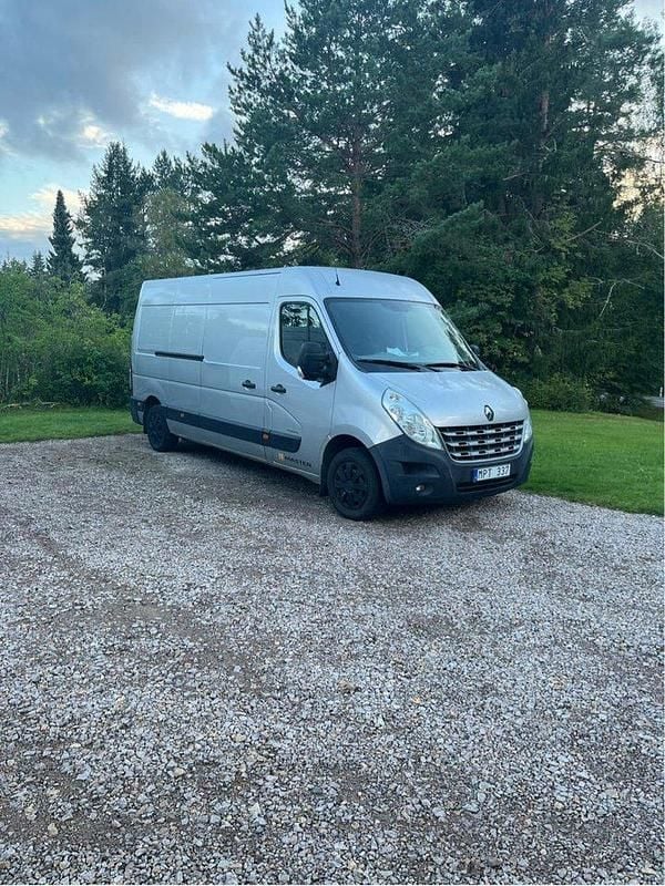 Grå Begagnad 2011 Renault Master Van | 69 900 kr (Superpris) - Bild 1/4