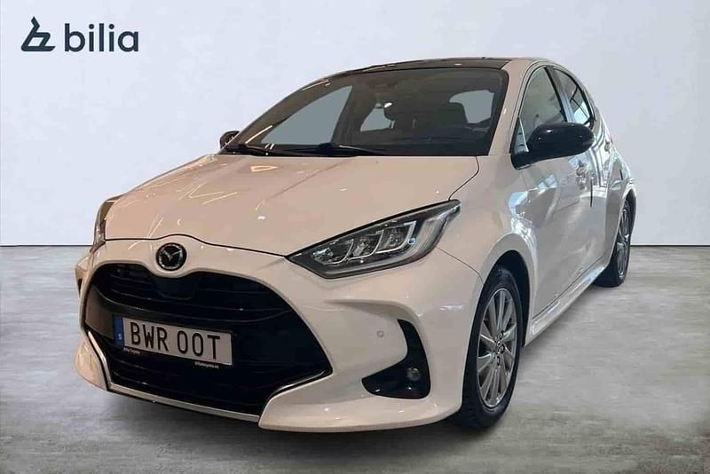 Begagnad Mazda 2 2023 Vit Halvkombi