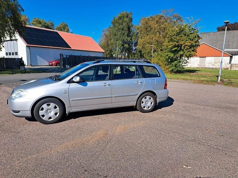 Begagnad 2005 Toyota Corolla Kombi | 25 000 kr (Bra pris) - Bild 1/4