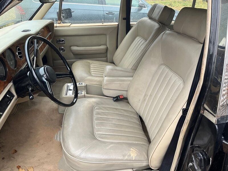 Begagnad Rolls Royce Silver Spur 1982 Sedan