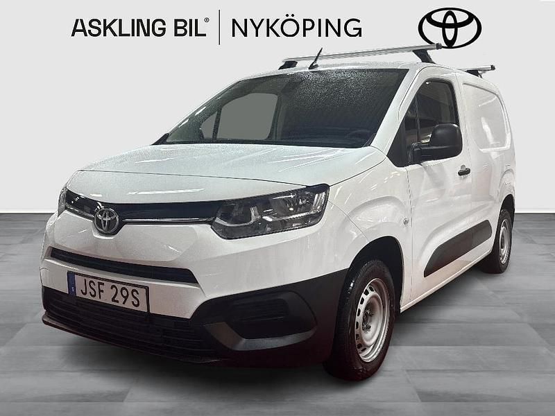 Vit Begagnad 2021 Toyota Proace City City Van | 156 250 kr - Bild 1/3