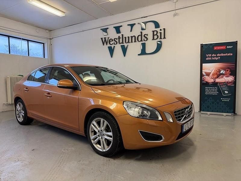 Begagnad Volvo S60 Summum 116 HK (85 kW) 2011 Brun Sedan