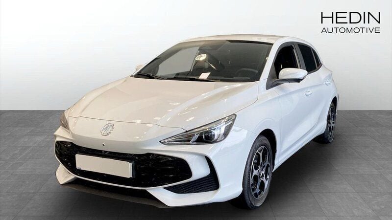 Vit (white) Ny 2024 MG MG3 Luxury Halvkombi | 269 990 kr (Marknadspris) - Bild 1/4