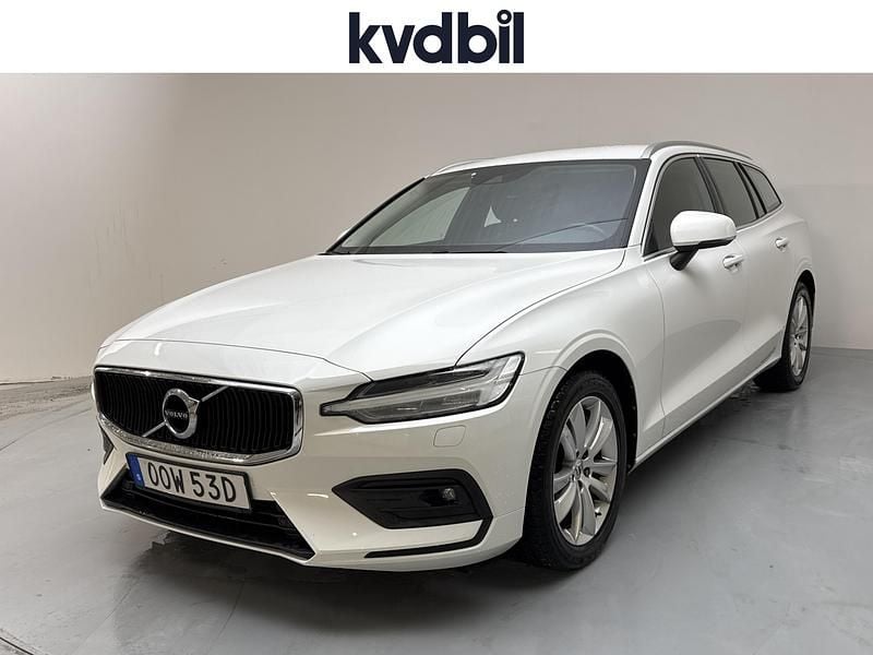 Begagnad Volvo V60 2021 Vit Kombi