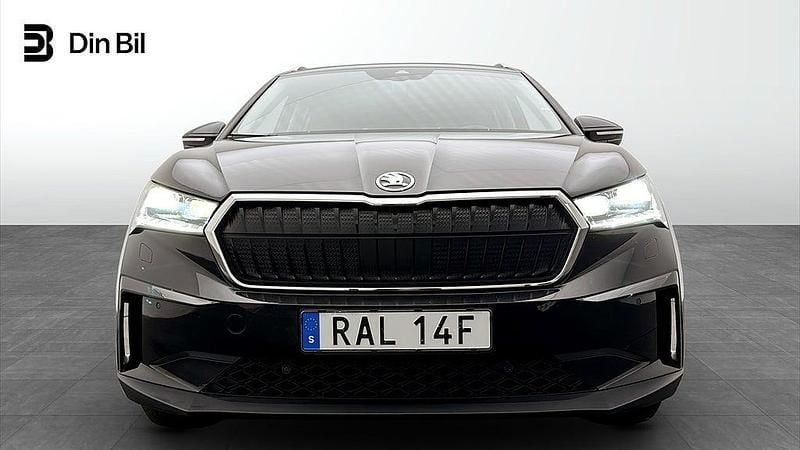 Begagnad Skoda Enyaq iV 150 kW (204 HK) 2023 Svart SUV