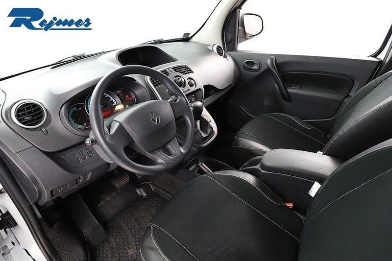 Begagnad Renault Kangoo 44 kW (60 HK) 2022 Mineralvit qng Minibuss