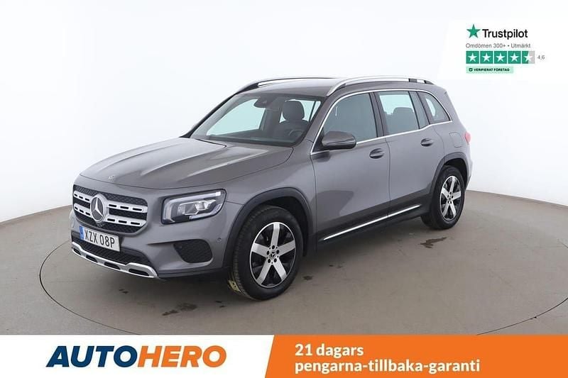 Mörkgrå Begagnad 2021 Mercedes GLB200 SUV | 361 000 kr (Marknadspris) - Bild 1/4