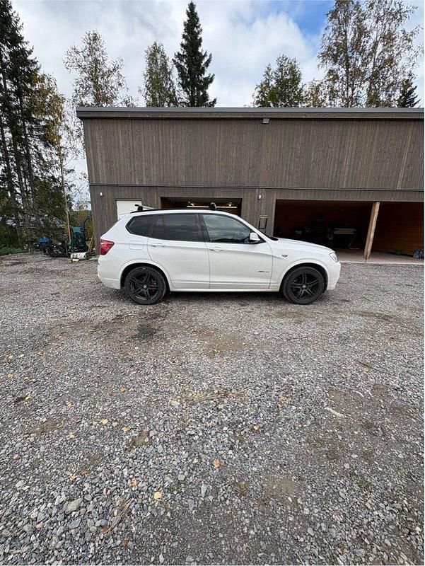 Vit Begagnad 2014 BMW X3 M Sport SUV | 126 000 kr (Superpris) - Bild 1/4