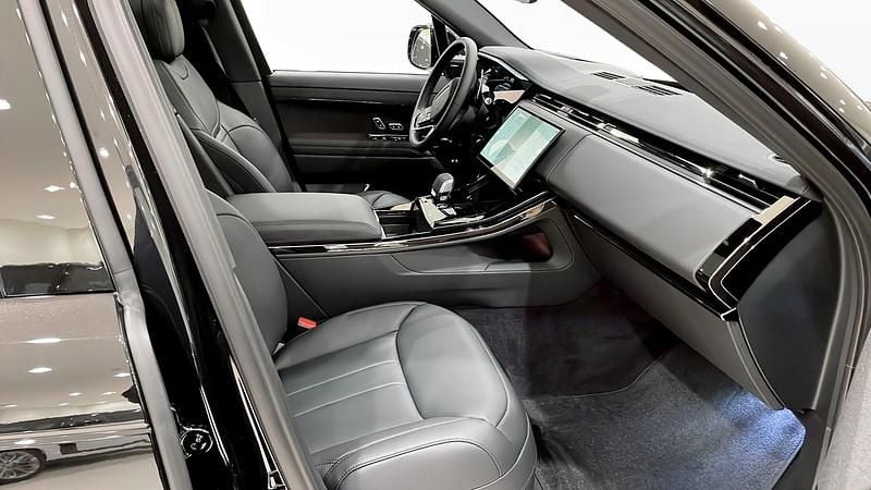 Ny Land Rover Range Rover Sport 460 HK (338 kW) 2025 Svart SUV