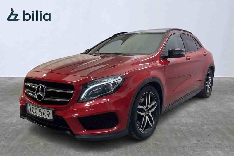 Röd Begagnad 2015 Mercedes GLA220 AMG SUV | 234 900 kr (Lite dyr) - Bild 1/1