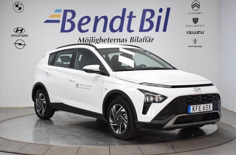 Vit Begagnad 2023 Hyundai Bayon Essential SUV | 219 800 kr (Marknadspris) - Bild 1/3