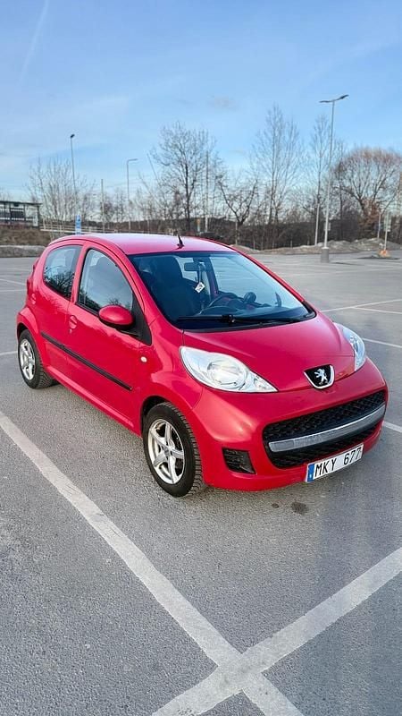 Begagnad 2010 Peugeot 107 Halvkombi | 41 500 kr (Marknadspris) - Bild 1/4