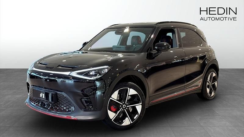 Svart Begagnad 2025 Smart #1 Brabus SUV | 479 900 kr (Dyr) - Bild 1/4