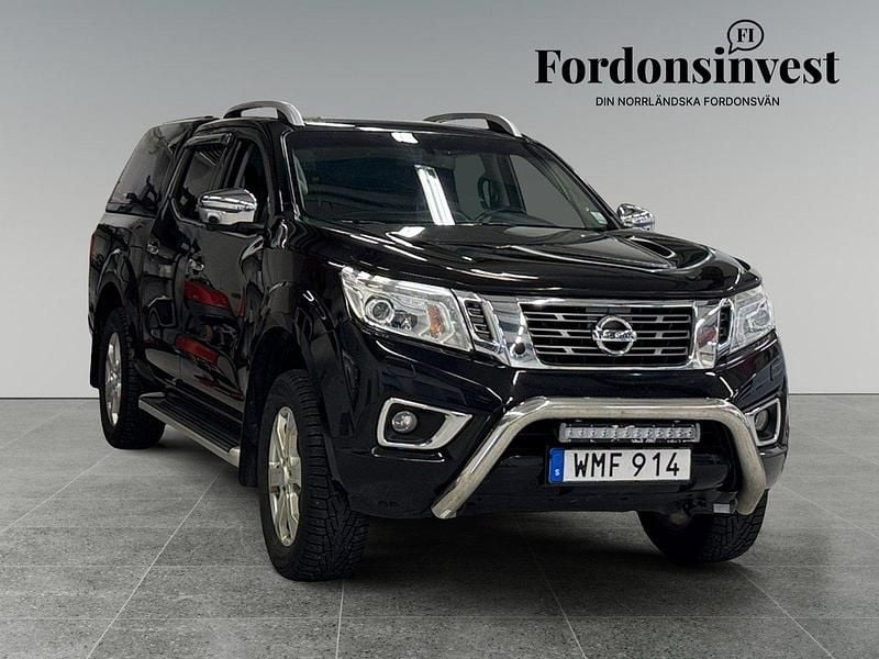 Svart Begagnad 2018 Nissan Navara Pickup | 229 900 kr (Marknadspris) - Bild 1/4