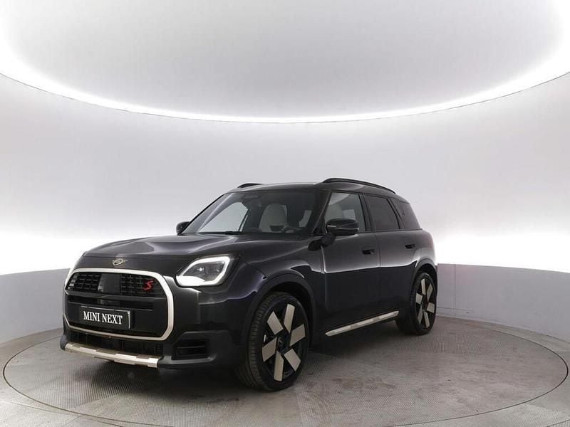 Svart Begagnad 2024 Mini Countryman SUV | 484 900 kr - Bild 1/4