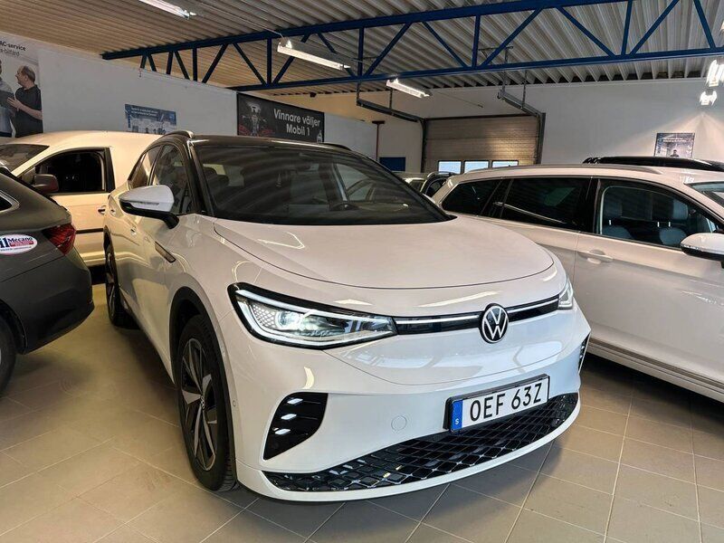 Vit Begagnad 2022 VW ID.4 GTX SUV | 610 000 kr - Bild 1/4