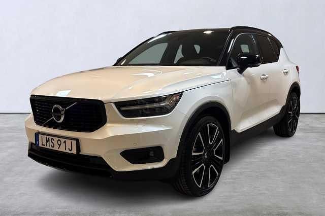 Begagnad Volvo XC40 R-Design 197 HK (144 kW) 2022 SUV