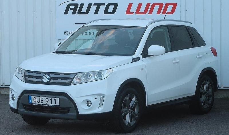 Vit Begagnad 2016 Suzuki Vitara GL SUV | 109 000 kr (Superpris) - Bild 1/4