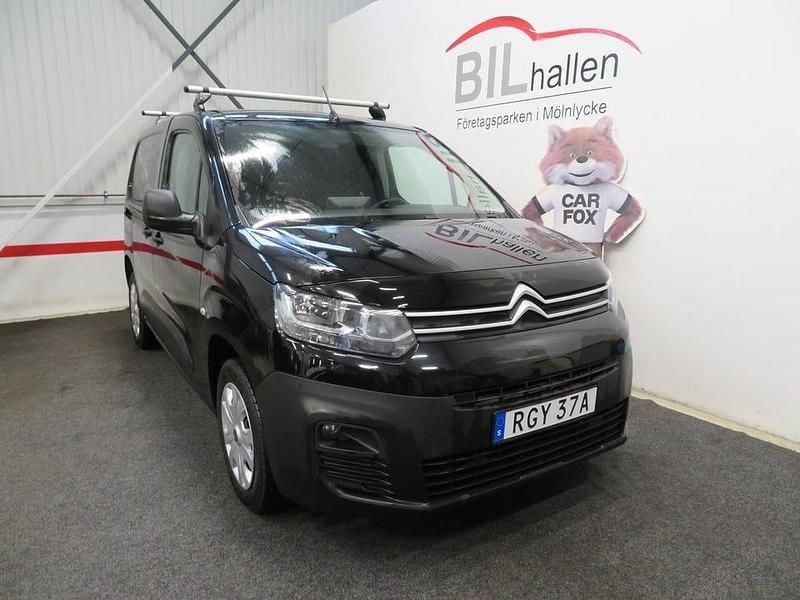 Svart Begagnad 2020 Citroën Berlingo Minibuss | 124 900 kr (Marknadspris) - Bild 1/4