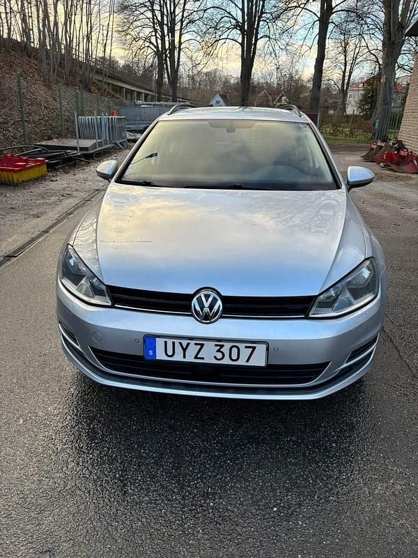 Begagnad 2016 VW Golf VII Kombi | 110 000 kr (Superpris) - Bild 1/4