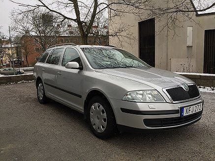 Begagnad Skoda Octavia 116 HK (85 kW) 2005 Mörkgrå Kombi