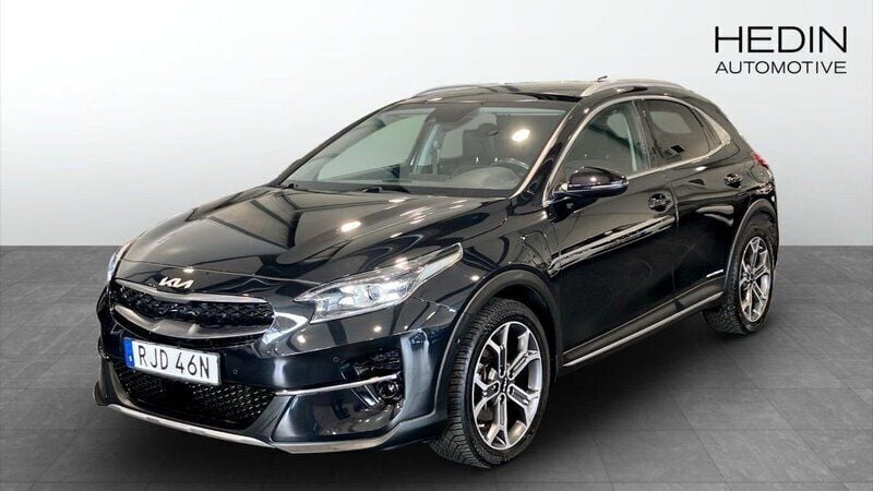 Svart (black) Begagnad 2022 Kia XCeed 2 SUV | 259 900 kr (Bra pris) - Bild 1/4