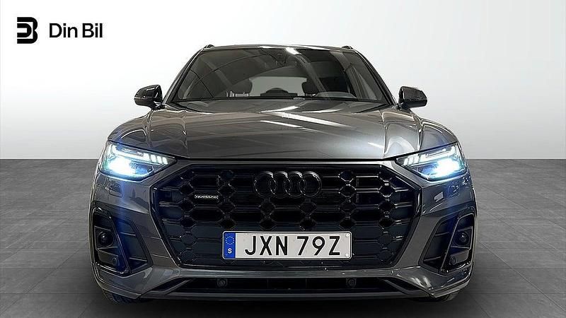 Begagnad Audi Q5 S-Line 265 HK (194 kW) 2022 Grå SUV