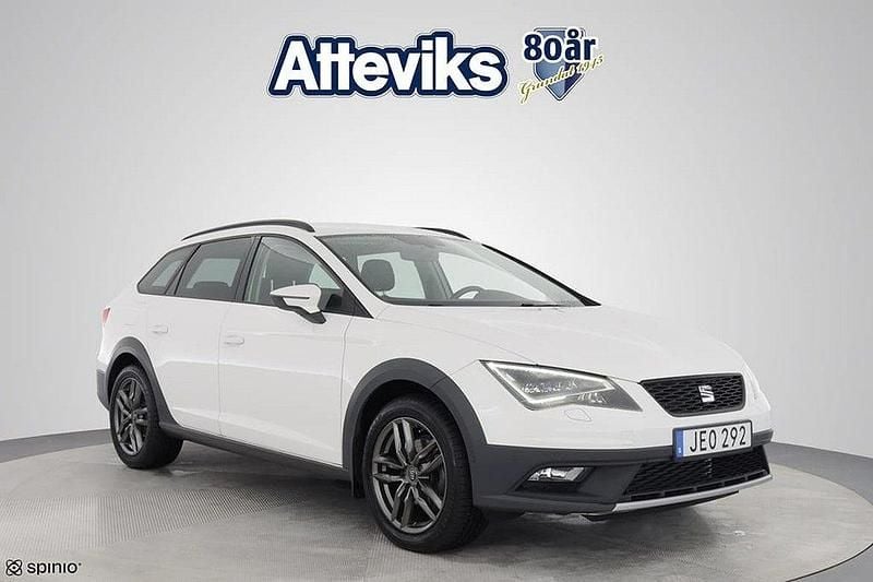 Vit Begagnad 2016 Seat Leon X-Perience Kombi | 119 700 kr (Marknadspris) - Bild 1/4